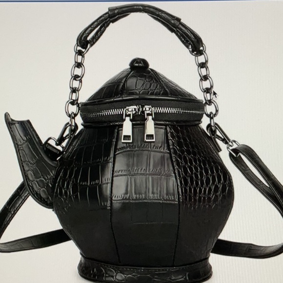 Elegant Black Croc-Embossed Women's Bag - Picture 9 of 9